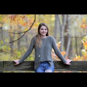 Meet your Posher, Alyson